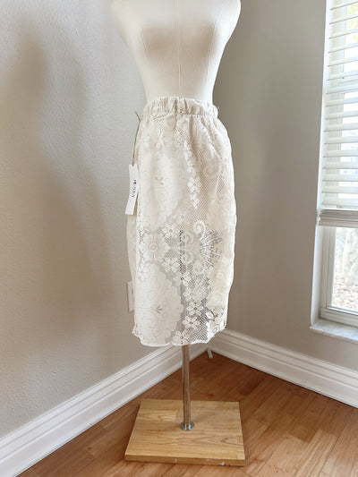 Up Cycled White Lace Skirt - Extra Small / Small