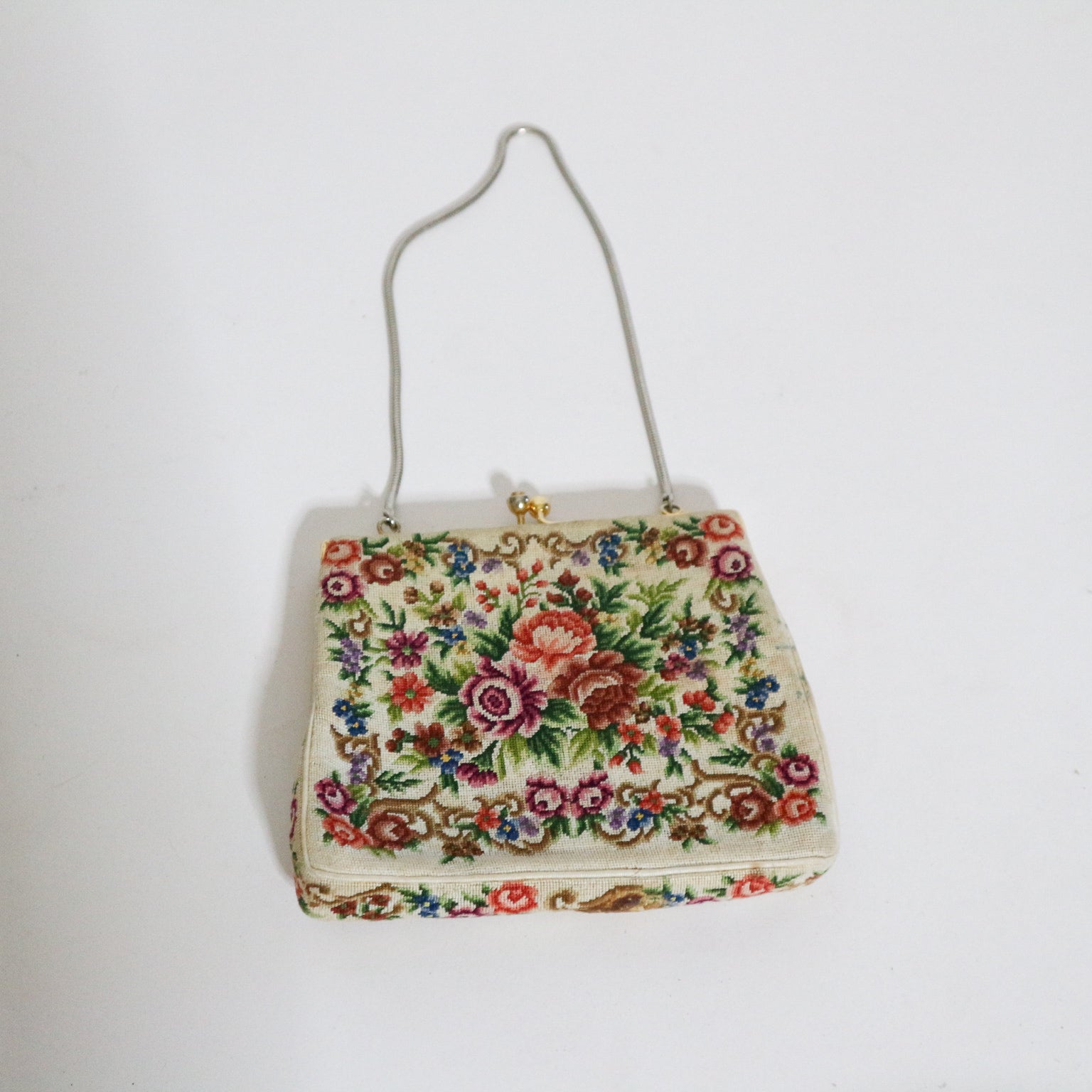 Vintage embroidered deals handbag