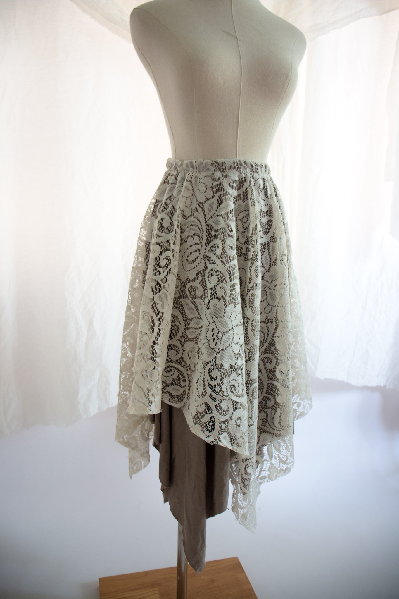 Beige and Tan Fairy Lace Skirt - Large to Extra Large