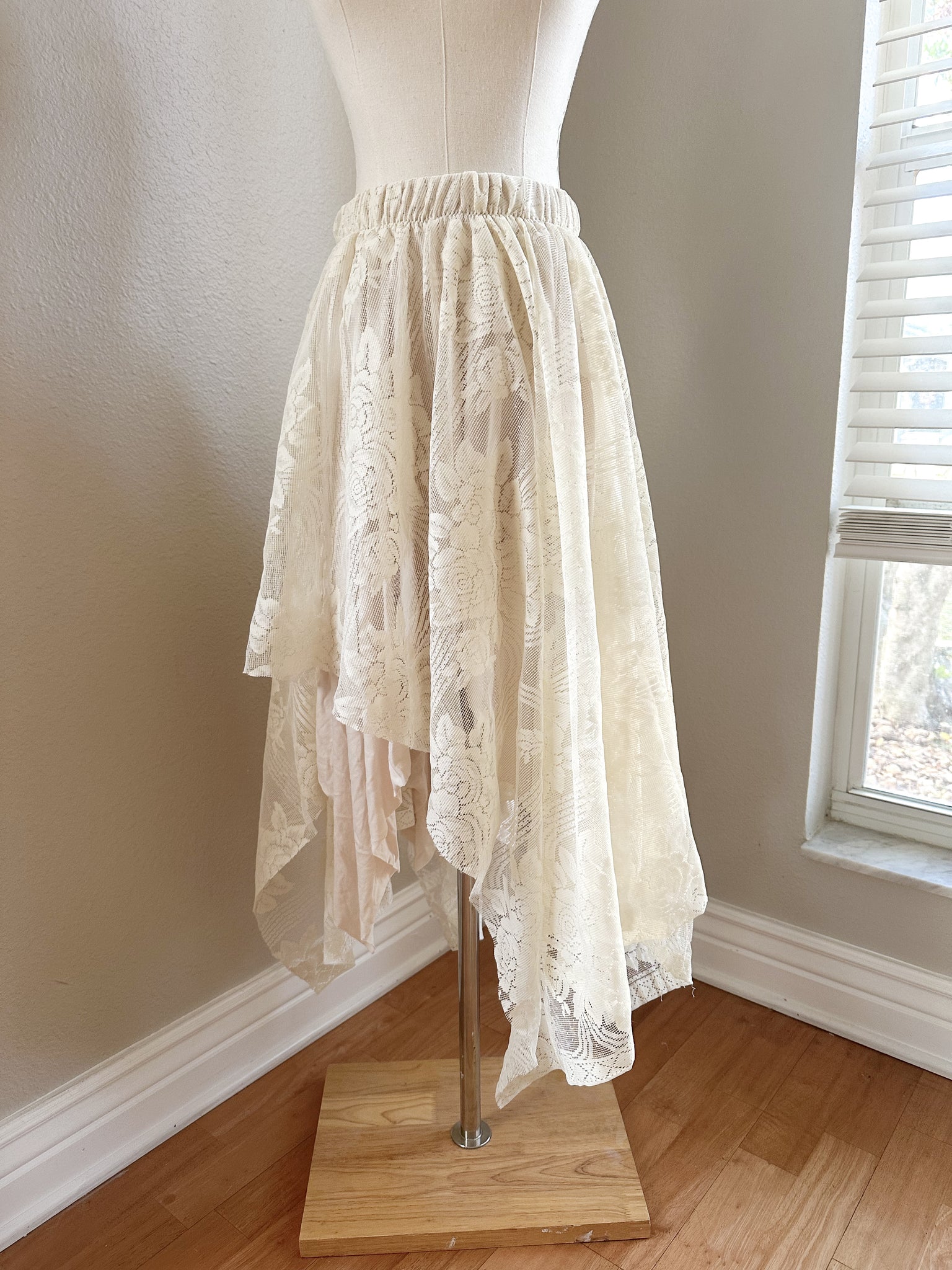 Up Cycled Asymmetrical White and Beige Floral Lace Skirt - Large