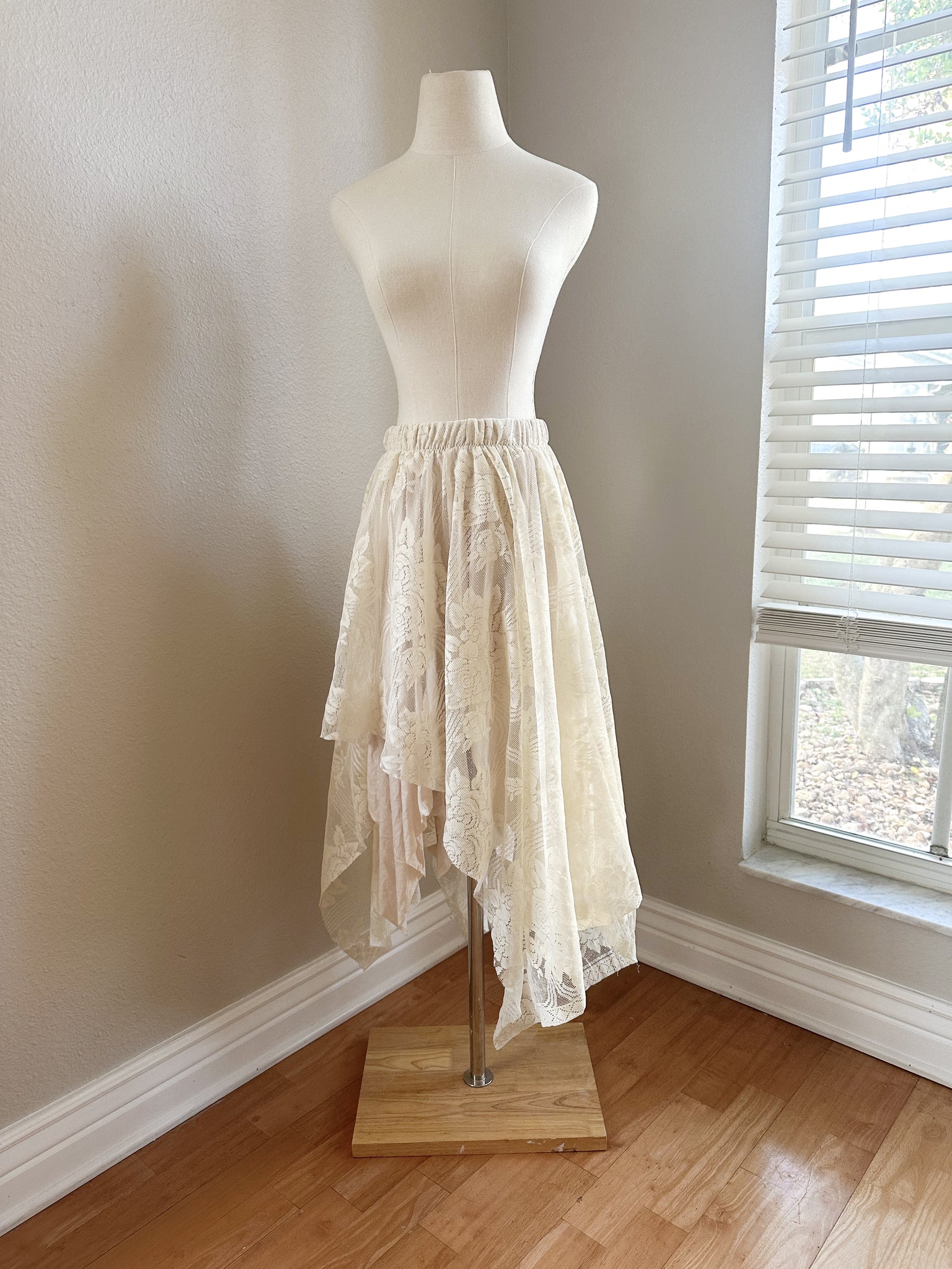 Up Cycled Asymmetrical White and Beige Floral Lace Skirt - Large