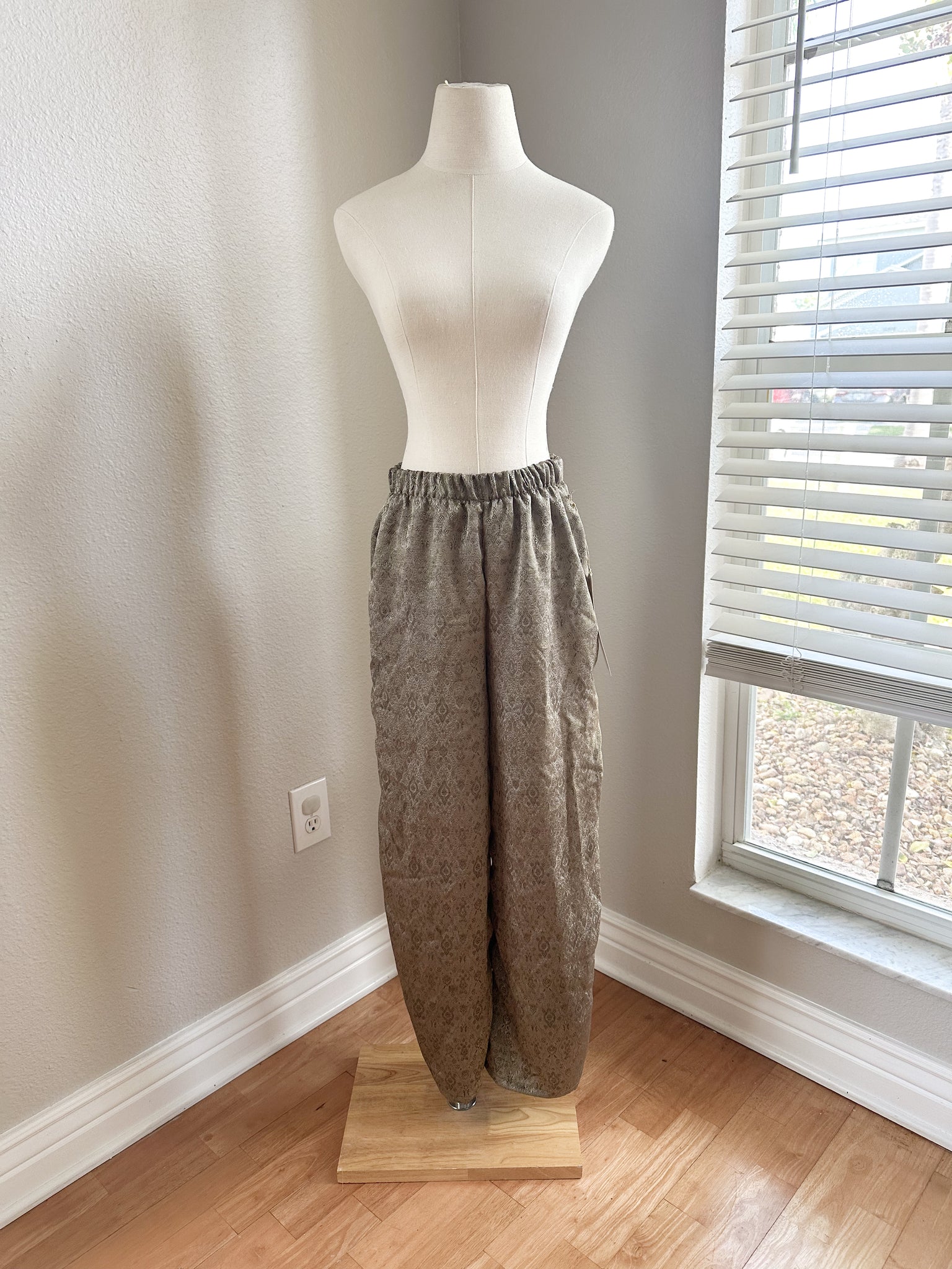 One of a Kind Green Pants - Medium - Up cycled