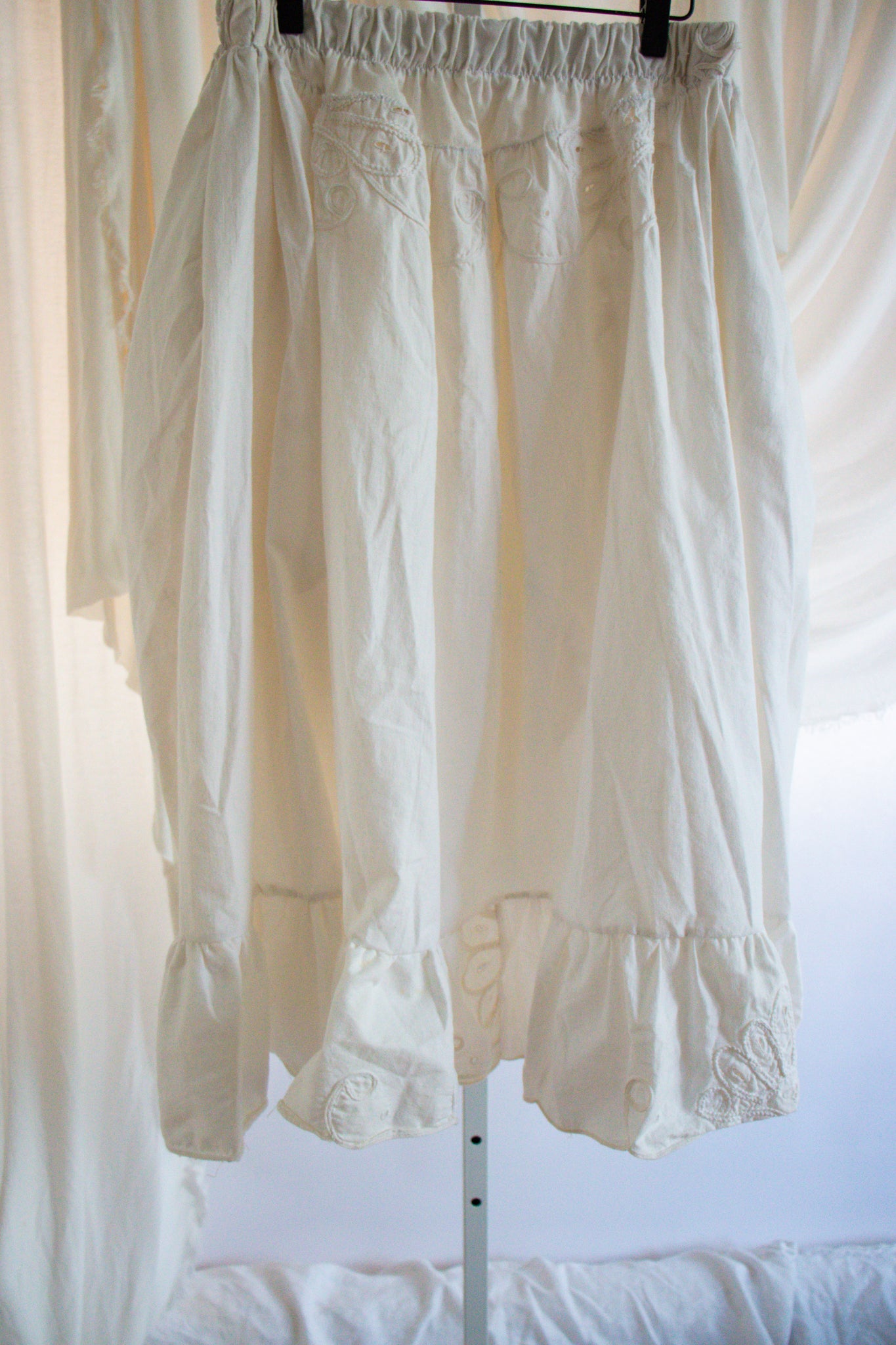 Upcycled Vintage Tablecloth High Low Skirt - Medium to Large