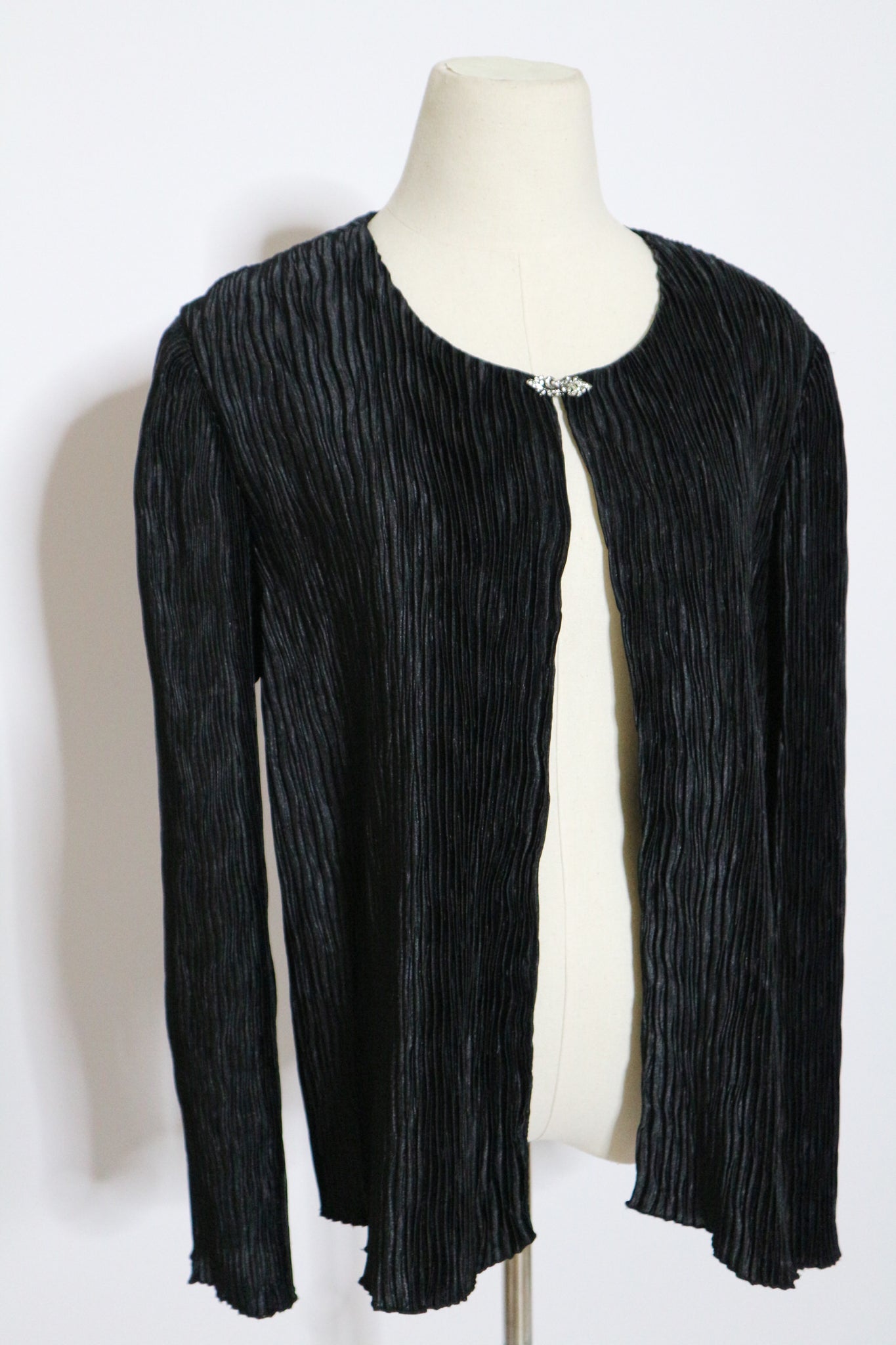 Vintage Black with Rhinestone Clasp Jacket- Size Medium/Large